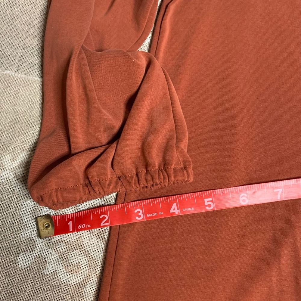 Rust colored button tie front blouse - Picture 6 of 10